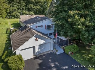 3550 S Charlton Park Rd, Hastings, MI 49058
