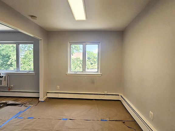 4th image of 22-10 73rd St #2L