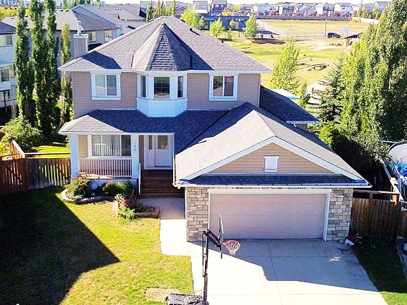 2nd image of 139 E Lavender Way