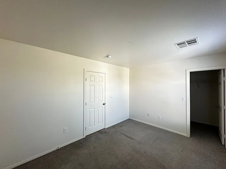 7305 Prussian Green St — Photo 15