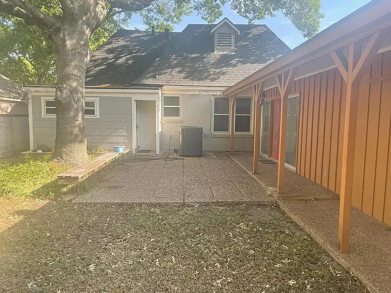 4028 Dexter Ave — Photo 9