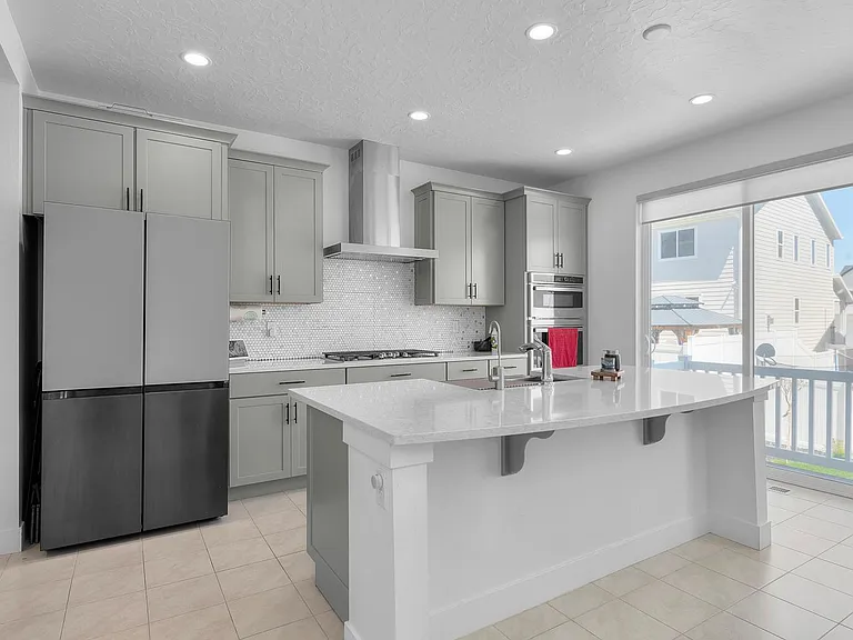 2156 N Wallflower Dr — Photo 12