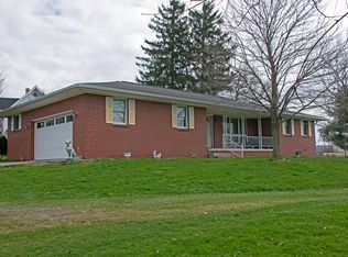 8058 Maplehurst Ave SE, East Sparta, OH 44626