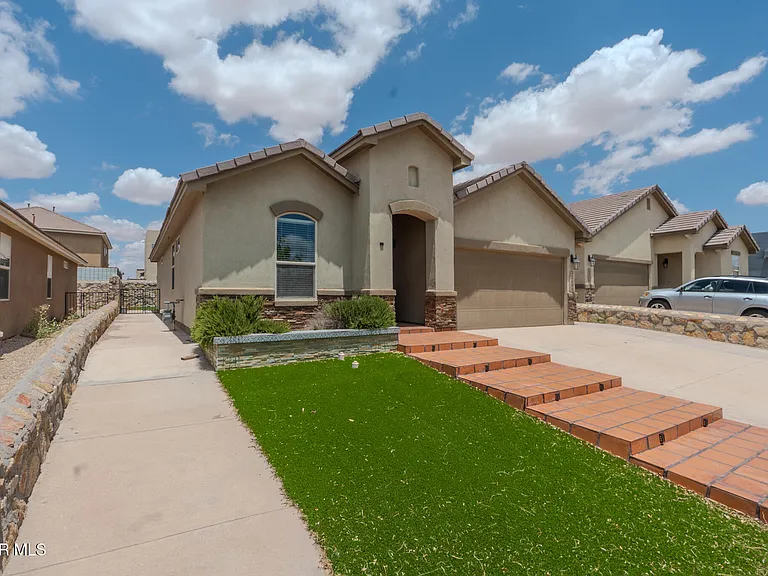 12485 Knightsbridge Dr — Photo 3