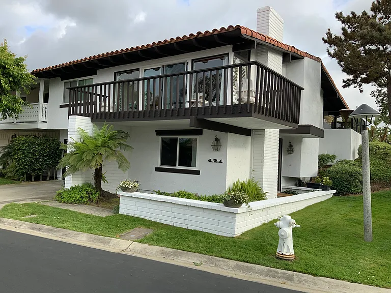 421 Vista Parada — Photo 1
