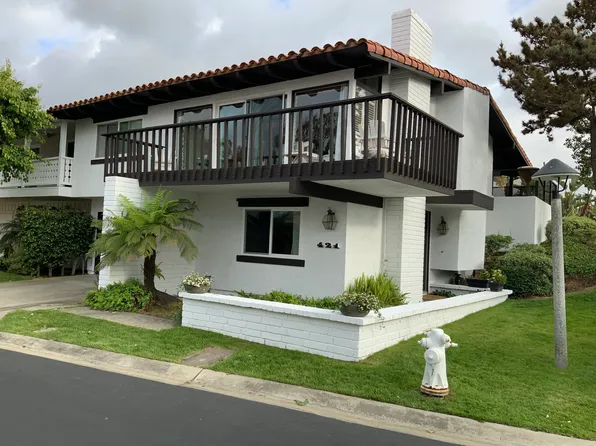 421 Vista Parada, Newport Beach, CA 92660