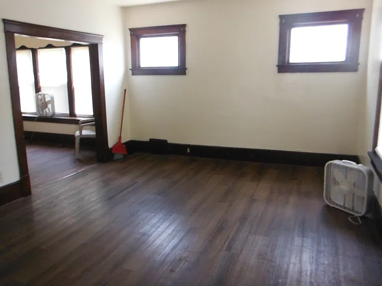 1364 Stark Ave SW — Photo 5