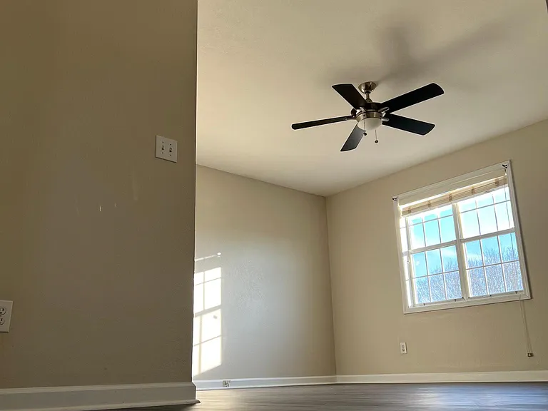 7707 Wyndham Cir — Photo 28