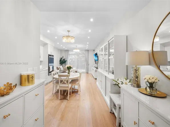 2001 Meridian Ave APT 326, Miami Beach, FL 33139