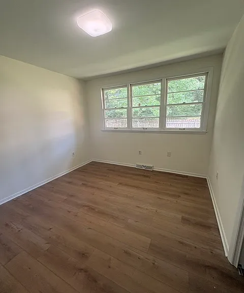 2406 Browns Mill Rd — Photo 10