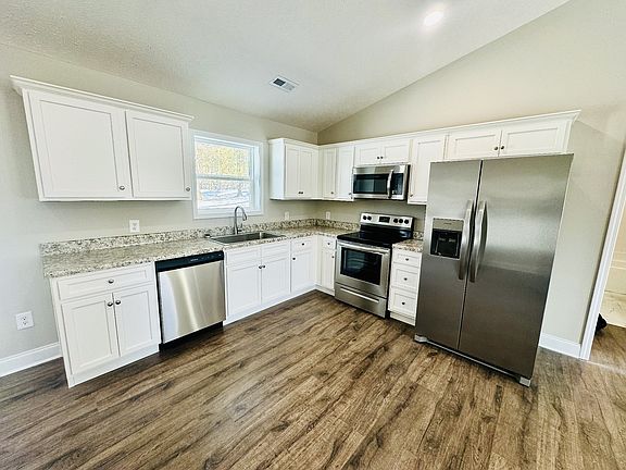 2nd image of 111 W End Ave