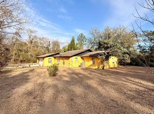 3228 Gainer Rd, Chipley, FL 32428