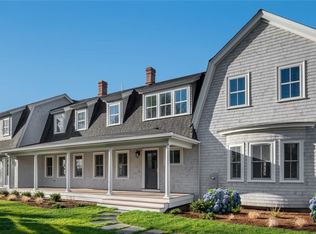 110 Boon St, Narragansett, RI 02882