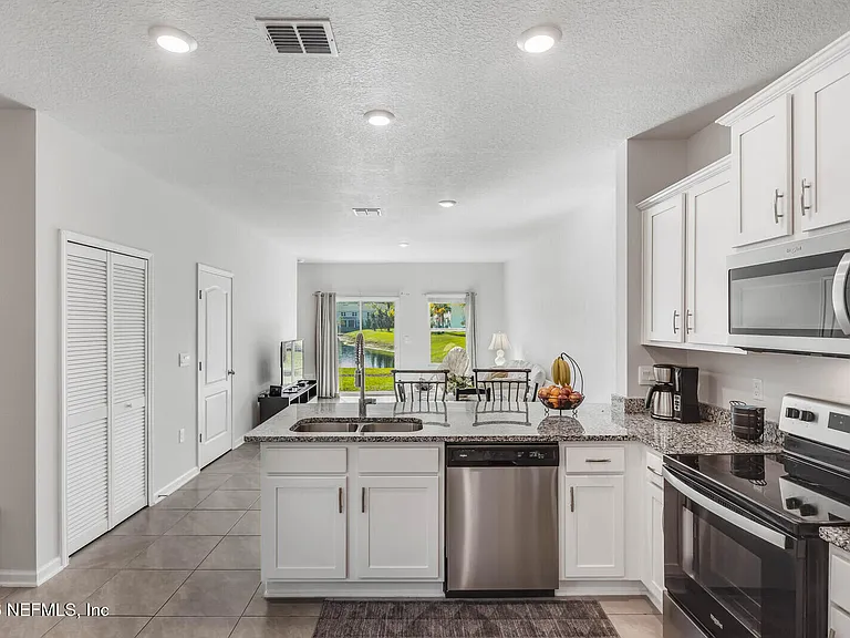 262 Talulla Trl — Photo 9