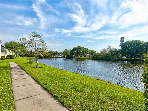 5th image of 1040 Villagio Cir Unit 207