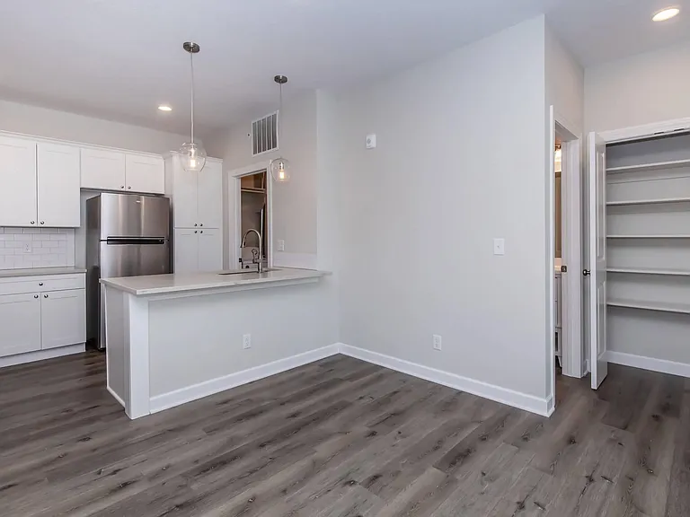 Stonehaven Overland Park — Photo 26