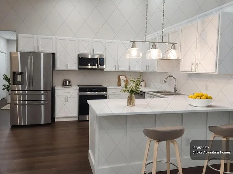 6388 W Flanders Ln — Photo 3