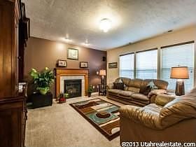 5th image of 493 E High Berry Ln