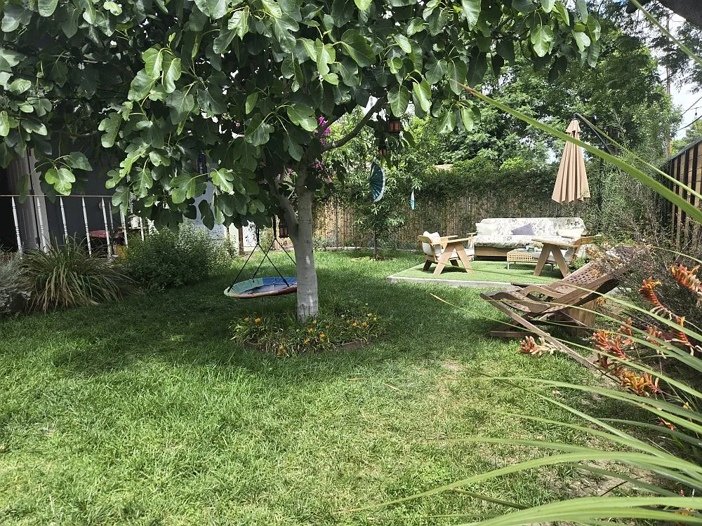 2 bed, 728 sqft, $3,500 — Photo 1