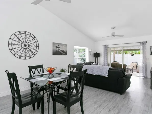 1120 SW 111th Terrace, Davie, FL 33324