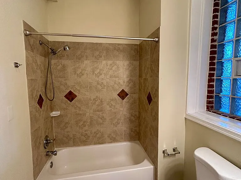 Apartments in Reservoir Hill, Baltimore, MD! — Photo 39
