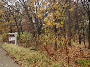 7533 Oakland Dr, Portage, MI 49024