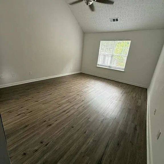 907 Keldron Ct — Photo 10