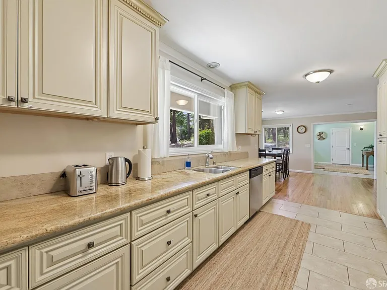 4052 Costado Rd — Photo 16