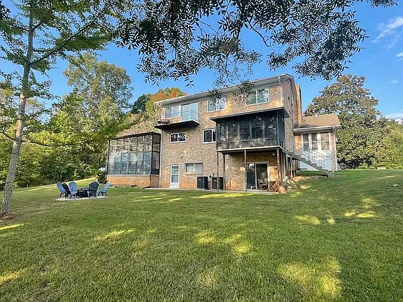 3rd image of 671 Happy Home School Rd