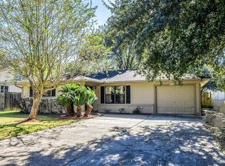 1205 E Fayle St, Baytown, TX 77520