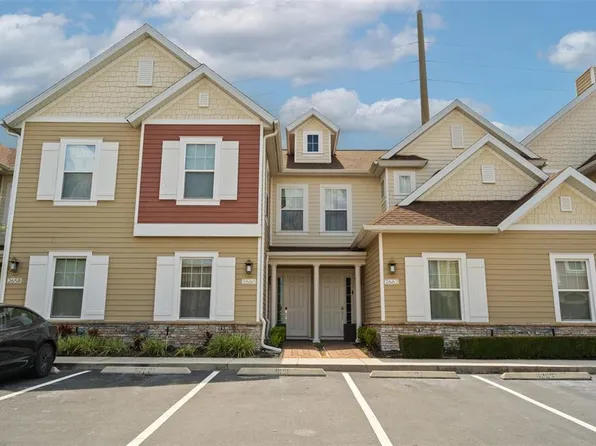 2660 Sunrise Shores Dr, Kissimmee, FL 34747