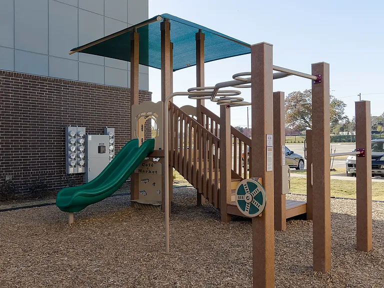 Highpoint — Photo 10