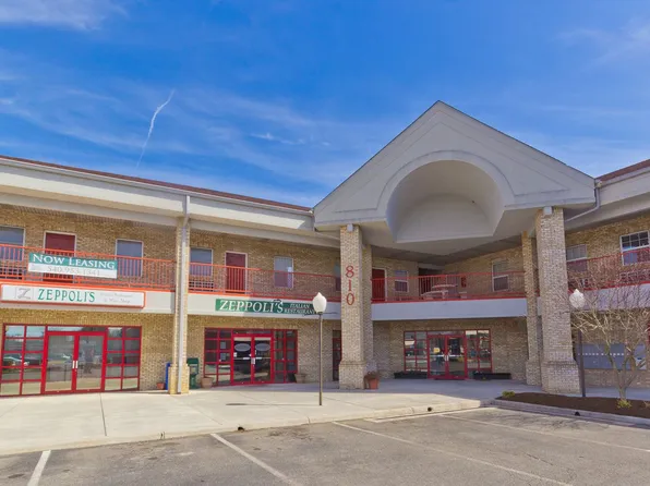 Pointe West Commons, 810 University City Blvd #Pwc-18, Blacksburg, VA 24060