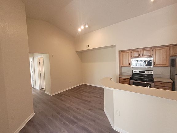 4th image of 13003 Plantation Park Cir APT 1331