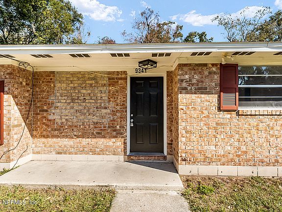 3rd image of 9341 DANVILLE Avenue