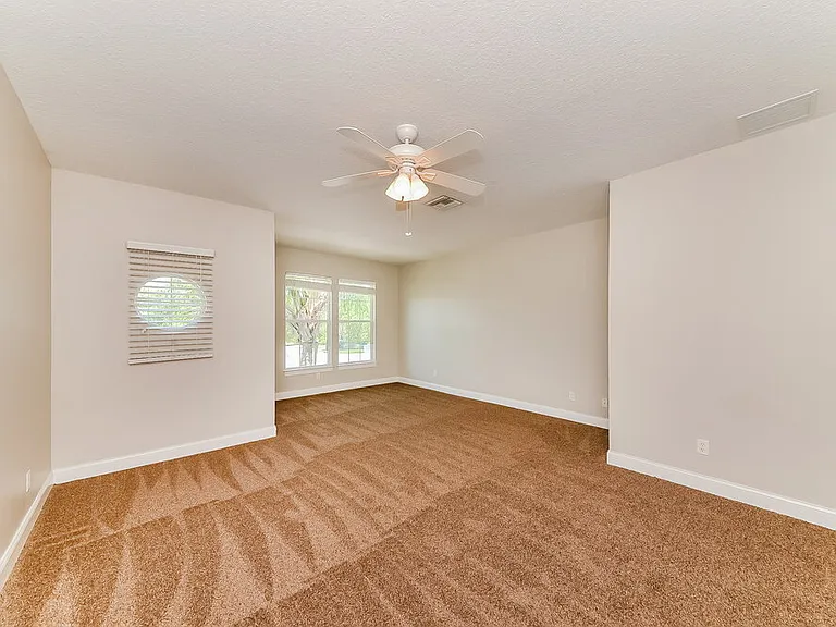 204 Aberdeen Pond Dr — Photo 9