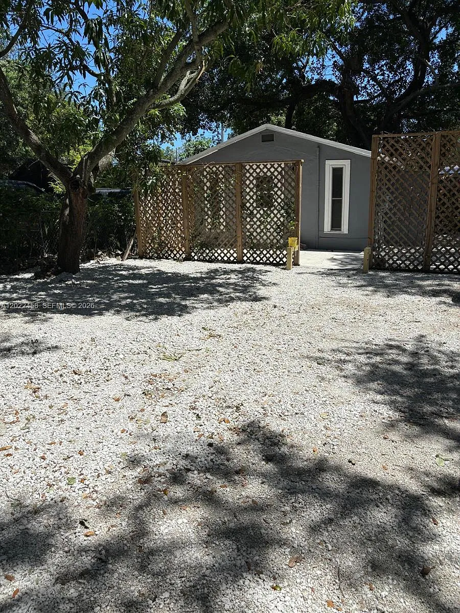 Building Photo - 5911 NW 5th Ct #5911