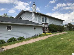 702 15th Ave, Two Harbors, MN 55616