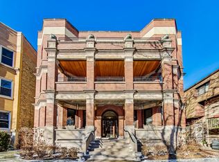 900 W Lakeside Pl, Chicago, IL 60640