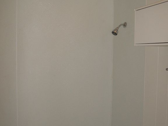 5th image of 119 Holland Ave #3