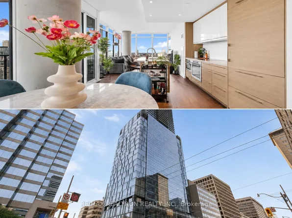 488 University Ave, Toronto, ON
