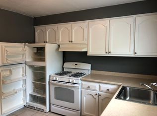 797 Babbitt Rd APT 4, Euclid, OH 44123