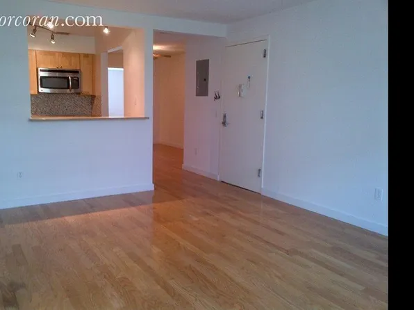 476 Sterling Pl APT 202, Brooklyn, NY 11238