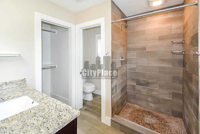 1223 E New York St — Photo 20