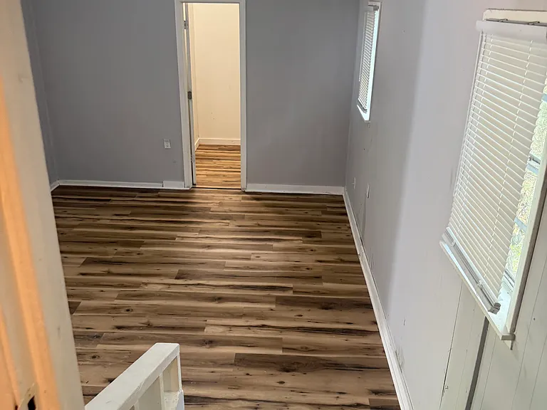 902 Lindsey Dr — Photo 11