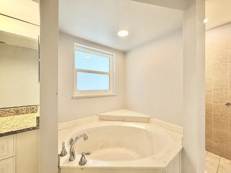 22148 Lockport Ave — Photo 66