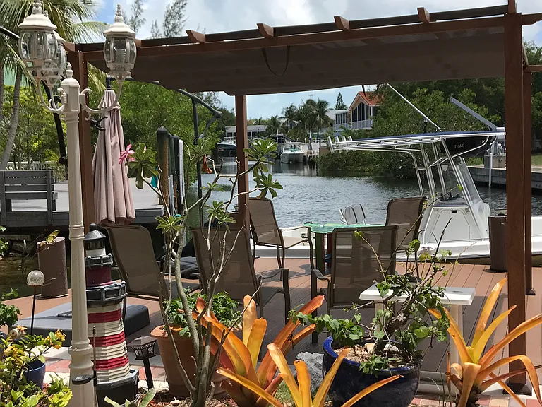 Harbor Dr — Photo 14
