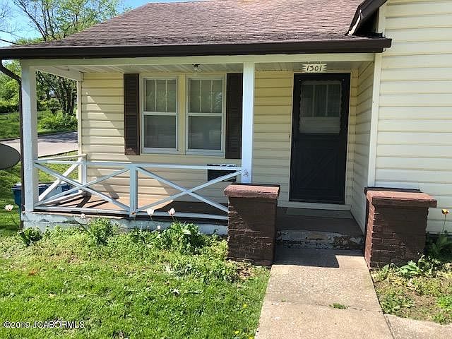 2nd image of 1301 W McCarty St