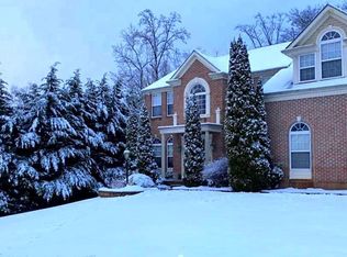 5113 Robins Perch Ln, Perry Hall, MD 21128