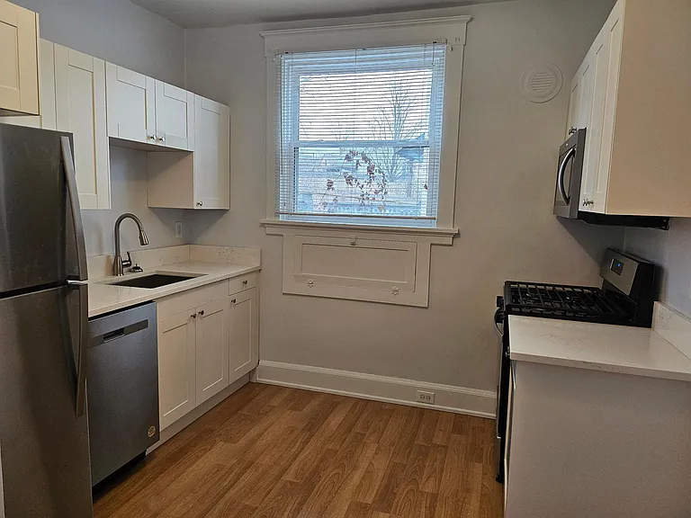 1147 Halpin Ave #2 — Photo 5